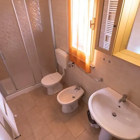 Agenzia Vear - Indiana 20 Apartment *